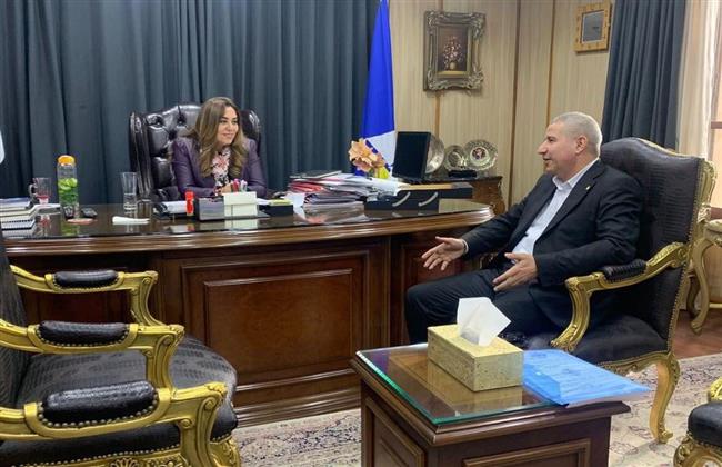 محافظ دمياط تهنئ مدير مديرية التربية والتعليم الجديد