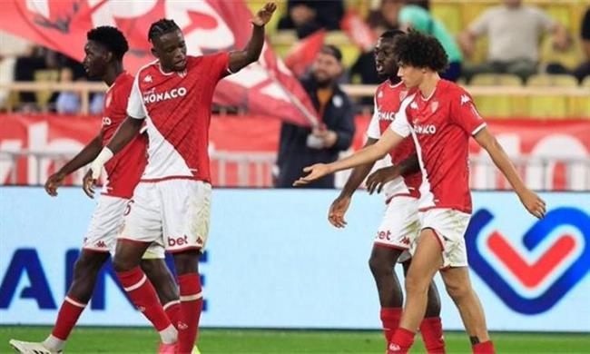 موناكو يفوز على نيس 3-2 في الدوري الفرنسي