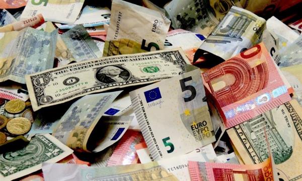 أسعار عملات دول بريكس أمام الجنيه المصري في بداية تعاملات اليوم الإثنين