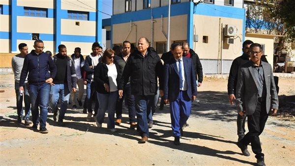 محافظ أسيوط يتفقد محطة مياه شرب الهلالي بعد إحلالها وتجديدها 