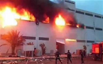   السيطرة على حريق ضخم في مصنع بالتجمع