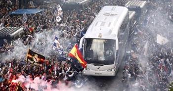 قبل لقاء لايبزيج.. حافلة ريال مدريد تتعرض لحادث سير في ألمانيا