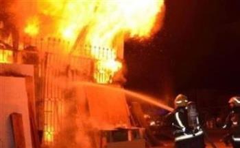 إخماد حريق شب داخل مصنع أخشاب بمصر القديمة