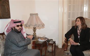   وزيرة الثقافة تلتقي رئيس هيئة الترفيه السعودية لبحث سبل التعاون