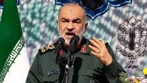   قائد الحرس الثوري الإيراني يهدد بضرب أمريكا