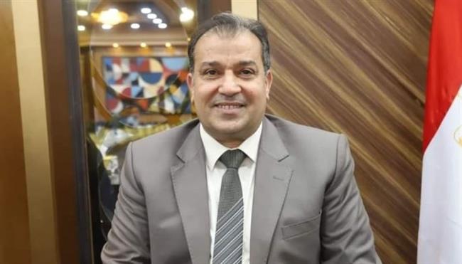 رئيس جامعة جنوب الوادي يستقبل وفد المركز الإقليمي لنقل الدم بقنا