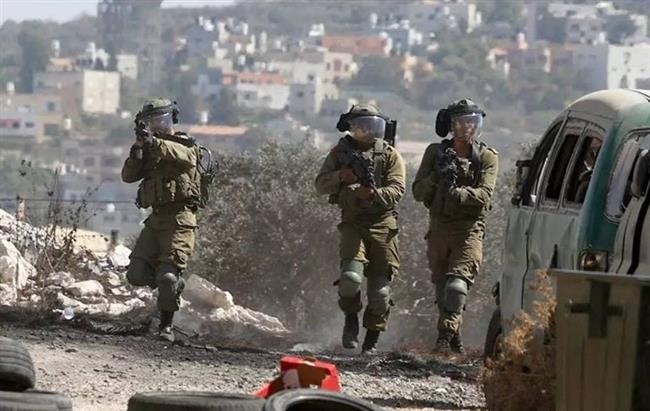 استشهاد فلسطيني وإصابة 10 آخرين خلال مواجهات مع الاحتلال الإسرائيلي جنوب الضفة الغربية