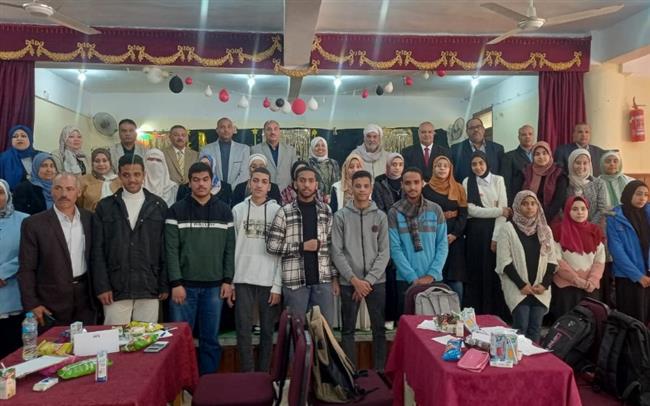 قفط الثانوية المشتركة أول المديرية في تصفيات أوائل طلاب للمرحلة الثانوية بتعليم قنا 