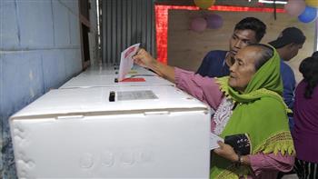   إندونيسيا: مراكز الاقتراع تغلق أبوابها عقب إدلاء الناخبين بأصواتهم في الانتخابات الرئاسية