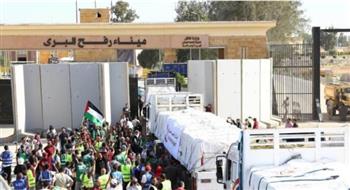   إدخال 80 شاحنة مساعدات إنسانية متنوعة إلى قطاع غزة عبر ميناء رفح البري