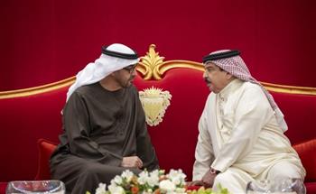  رئيس الإمارات وملك البحرين يبحثان في المنامة المستجدات في المنطقة