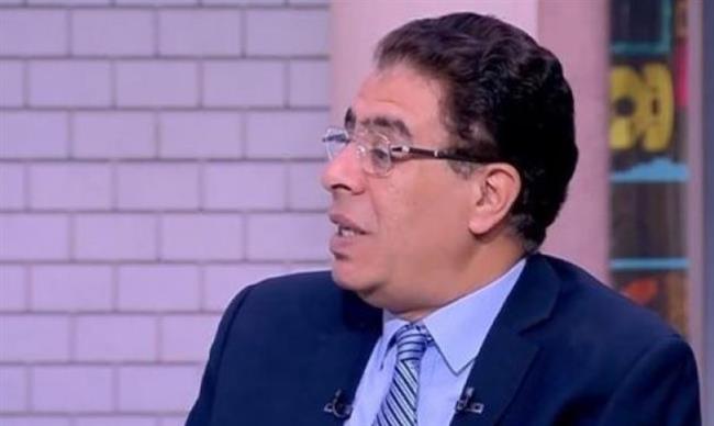 كاتب صحفي: الدولة تبذل جهود حقيقية وملموسة للتخفيف من حدة الأزمة الاقتصادية