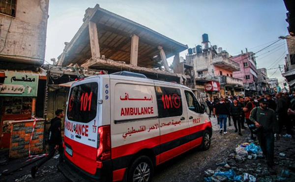 الاحتلال يحتجز قافلة مساعدات "الصحة العالمية" لدعم مجمع ناصر الطبي في غزة