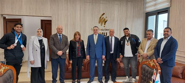 جامعة بنها الأهلية تكرم الطلاب المتميزين في الأنشطة الرياضية