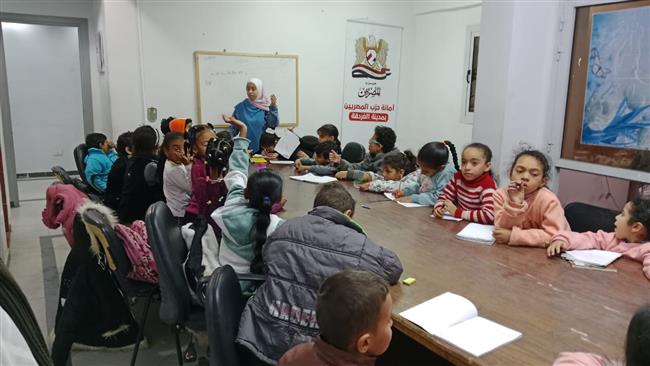 حزب المصريين يستكمل تنظيم مجموعات التقوية المجانية للطلاب بـ البحر الأحمر