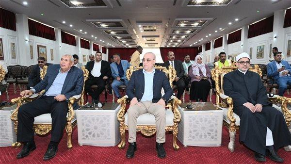 وزير الإسكان ومحافظ الوادي الجديد يتفقدان مُجَمَّع المصالح الحكومية المُمَيْكَن