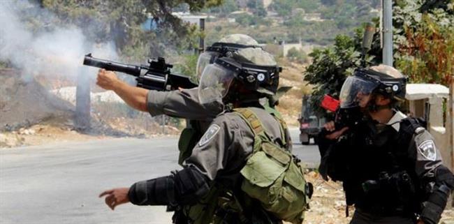إصابة شاب فلسطيني خلال اقتحام الاحتلال مخيم طولكرم 