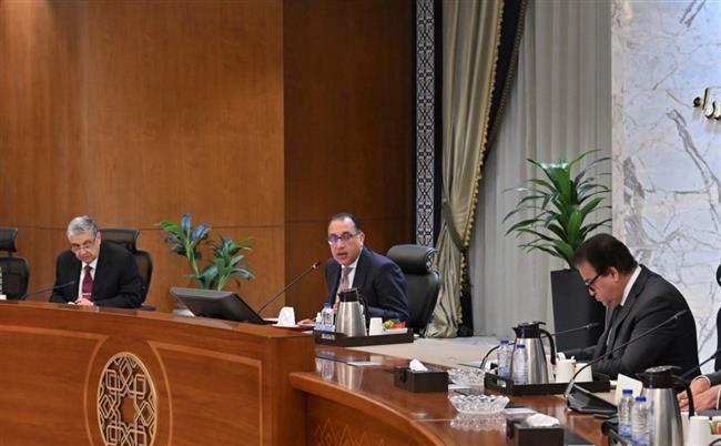 رئيس الوزراء يتابع موقف تفعيل الشبكة الوطنية للطوارئ والسلامة العامة