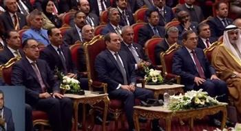 إيجبس 2024.. السيسي يستمع لفيلم تسجيلي حول أهمية التحول للطاقة المستدامة