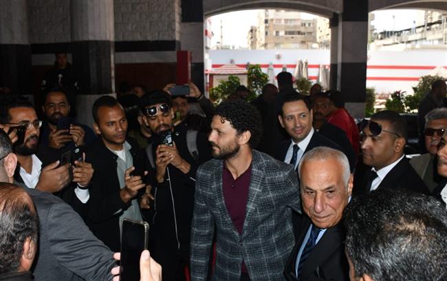 وصول مجلس الأهلي إلى نادي الزمالك .. صور