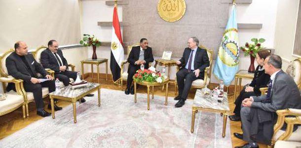 محافظ مطروح يستقبل سفير الاتحاد الأوروبي بالقاهرة