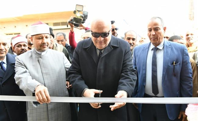بتكلفة 2 مليون جنيه.. محافظ قنا يفتتح مسجد الخير بحجازة قبلي