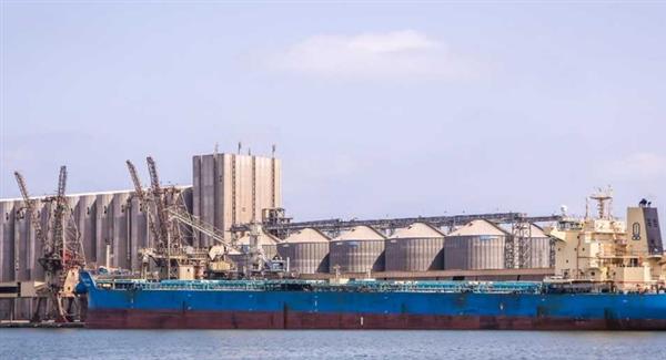 ميناء دمياط: تداول 39 سفينة للحاويات والبضائع العامة