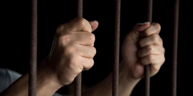 حبس 12 عنصرا إجراميا ضبط بحوزتهم مخدرات وأسلحة فى الإسماعيلية 4 أيام