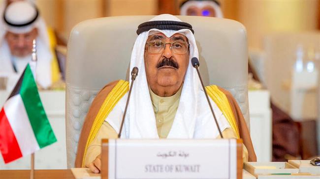 أمير الكويت يصل الدوحة في زيارة رسمية