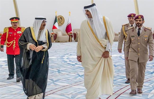 أمير الكويت يؤكد حرصه وعزمه على مواصلة التعاون البناء مع دولة قطر