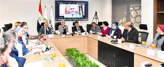 محافظ الغربية يشارك في اجتماع لجنة البرنامج الوطنى لإدارة المخلفات الصلبة
