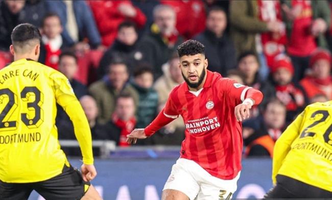 بروسيا دورتموند يتعادل مع آيندهوفن في ذهاب ثمن نهائي دوري أبطال أوروبا