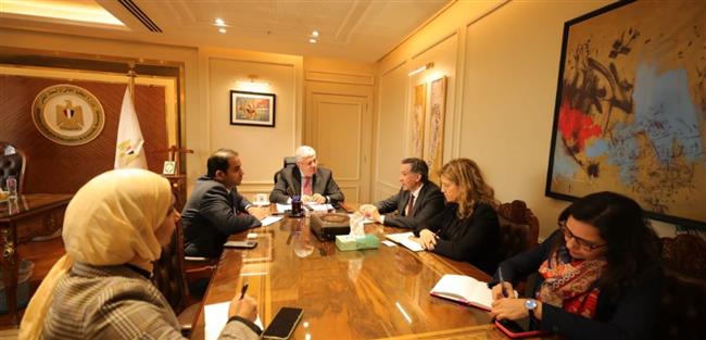 وزير التعليم العالي يبحث سبل دعم التعاون مع الوكالة الجامعية للفرانكوفونية