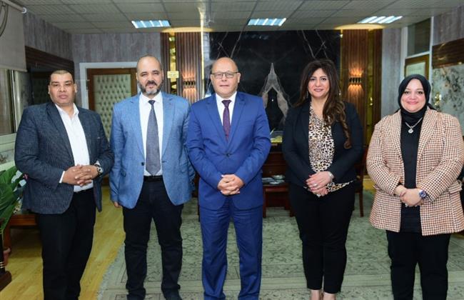 جامعة سوهاج تنطم ندوة تثقيفية عن الاستدامة الخضراء