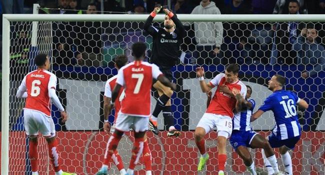 بهدف في الدقيقة 94.. بورتو يفوز على أرسنال 1-0 بأبطال أوروبا