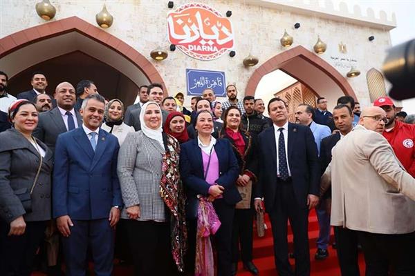 نائب وزير السياحة تشارك في افتتاح معرض ديارنا 2024 تحت شعار "مصر بتتكلم حرفي"