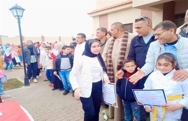  مطوبس ..تشهد  تكريم أوائل الشهادات 