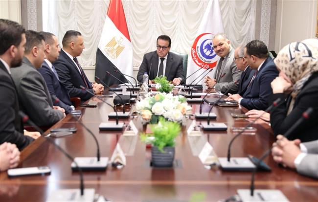 وزير الصحة يشهد توقيع بروتوكول تعاون مع "نوفارتس مصر"
