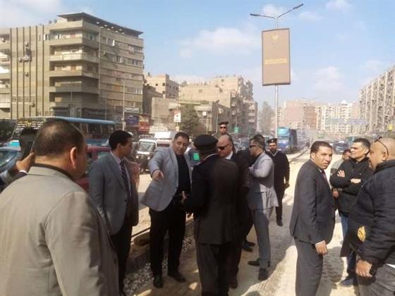 محافظ القاهرة يتابع أعمال إصلاح كسر ماسورة بالزيتون