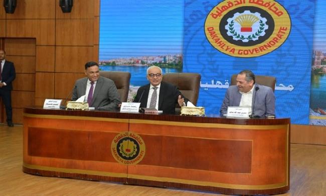 وزير التعليم ومحافظ الدقهلية يعقدان اجتماعًا مع مديرى الإدارات التعليمية بالمحافظة
