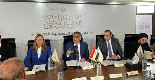 بمشاركة الحكومة وخبراء ومتخصصين.. انطلاق أولى جلسات الحوار الاقتصادي