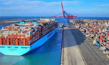 تداول 40 سفينة للحاويات والبضائع العامة بـ ميناء دمياط