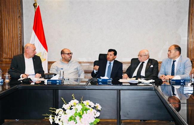 "صبحي" يناقش استعدادات مشاركة مصر في دورتي الألعاب الإفريقية والأولمبية