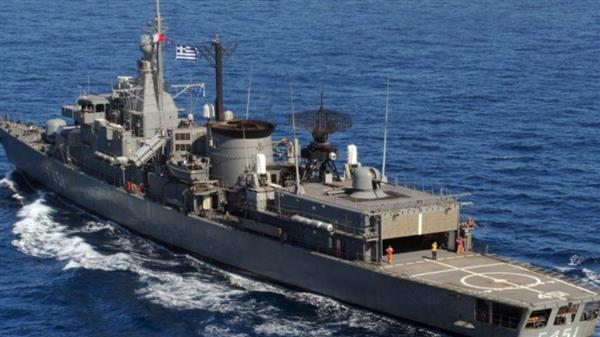 البحرية اليونانية تشارك في مهمة الاتحاد الأوروبي بالبحر الأحمر ضد الحوثيين