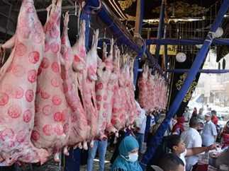 رئيس شعبة القصابين: أسعار اللحوم تراجعت 20%.. وعلى أمل الكيلو يرجع لـ 120 جنيه