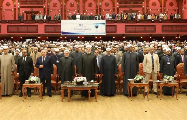 انطلاق فعاليات مؤتمر كلية الدعوة الإسلامية لصناعة وعي فكري آمن