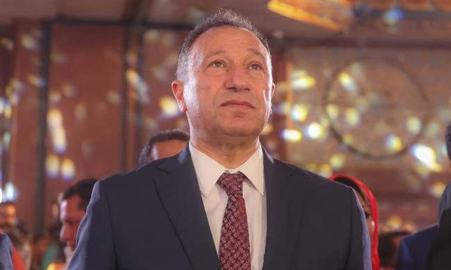 الخطيب يهنئ سيدات طائرة الأهلي بالفوز بـ كأس السوبر‎