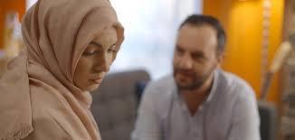 حكم امتناع الزوج عن الإنفاق على زوجته