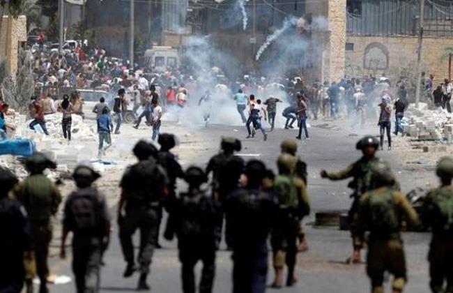 اندلاع مواجهات بين الفلسطينيين وقوات الاحتلال في قرية حوسان بـ«بيت لحم»
