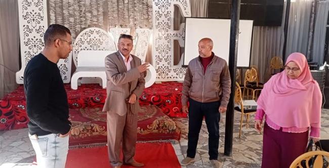 مدير عام تعليم نجع حمادي يتفقد جاهزية القاعات المخصصة لانعقاد القوافل التعليمية غدا 